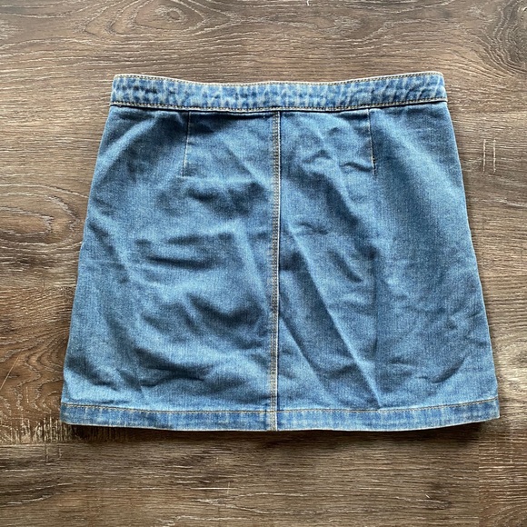 Brandy Melville button front denim skirt - Picture 3 of 3